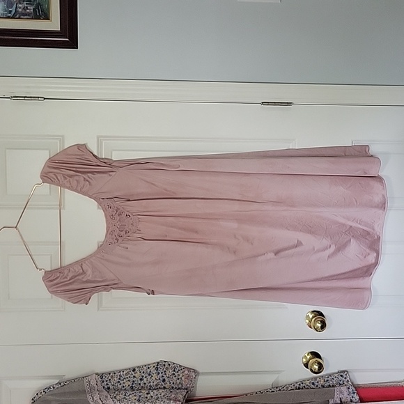 ✨️LAST CHANCE✨️ Vintage Hand Dyed Nightgown Size XXL in Pale Rose Gold - Picture 1 of 15
